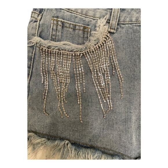 RHINESTONE Fringe Pocket Detail Light Wash Denim Raw Edge Shorts Size L - Picture 3 of 9
